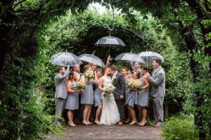 Dee Kay Events ǀ NYC Modern Vintage Wedding ǀ NJ Wedding Planner ǀ Rainy NYC Wedding I Wedding in the rain